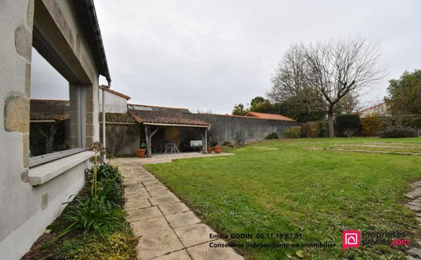 Maison  8 pièce(s) 253 m2