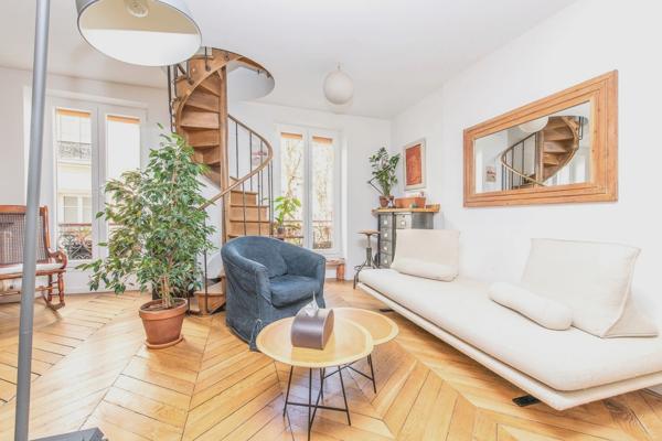 Cœur de la butte Montmartre - Appartement duplex 3 pièces