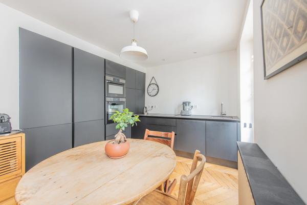 Cœur de la butte Montmartre - Appartement duplex 3 pièces
