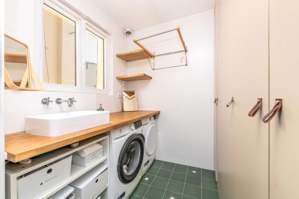 Cœur de la butte Montmartre - Appartement duplex 3 pièces