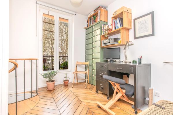 Cœur de la butte Montmartre - Appartement duplex 3 pièces