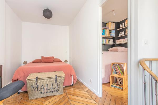 Cœur de la butte Montmartre - Appartement duplex 3 pièces