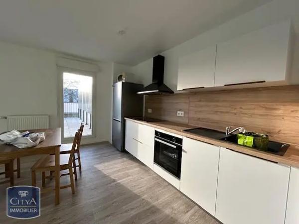 Appartement à louer 4 pièces 83.98m²