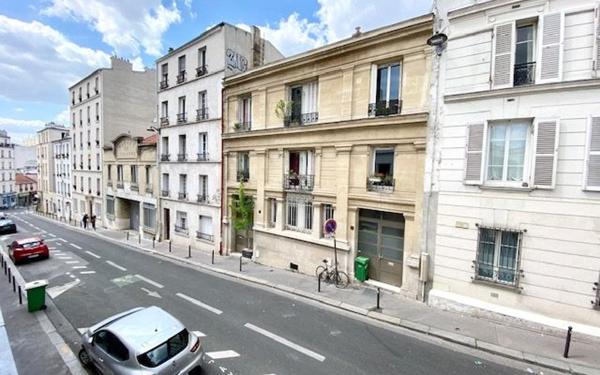 Appartement à vendre    2 pièces • 30,85 m2 Paris 19