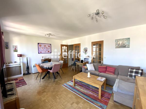 Appartement
         2 pièces
        - 57 m² Exclusivité 175 000 € *