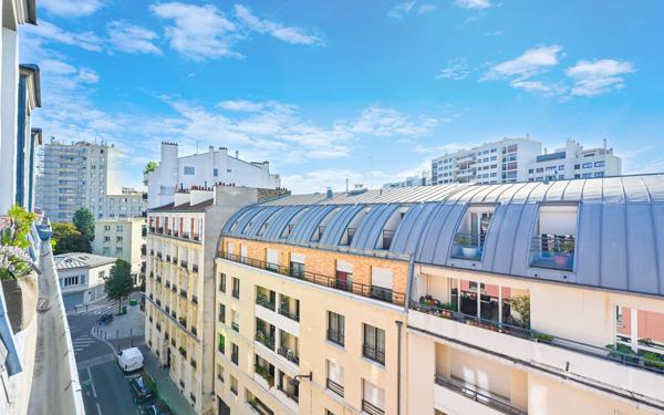 Appartement à vendre    3 pièces • 54,35 m2 Paris 12