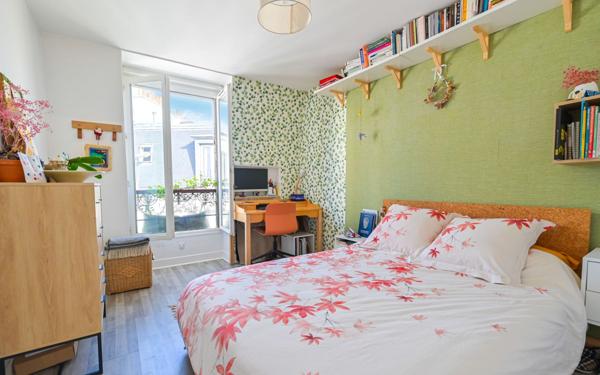 Appartement à vendre    3 pièces • 54,35 m2 Paris 12