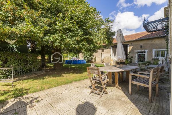 Maison de maitre de 300 m²