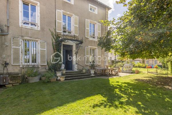 Maison de maitre de 300 m²