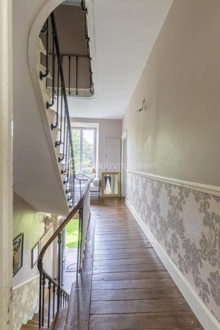 Maison de maitre de 300 m²