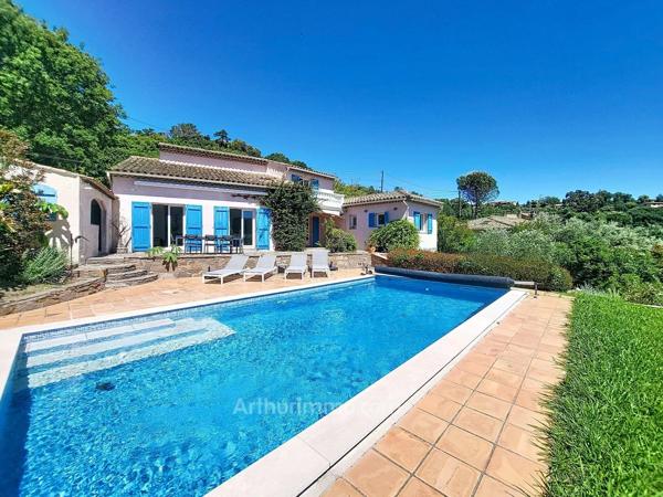 Vente                                                      Maison
                        
                     6 pièces                      171 m2                     à Les Adrets-de-l'Estérel