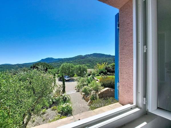 Vente                                                      Maison
                        
                     6 pièces                      171 m2                     à Les Adrets-de-l'Estérel
