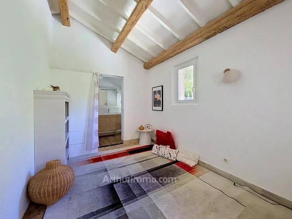 Vente                                                      Maison
                        
                     6 pièces                      171 m2                     à Les Adrets-de-l'Estérel