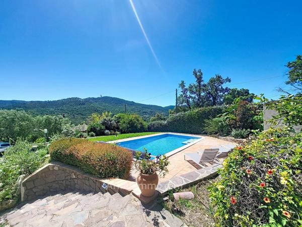 Vente                                                      Maison
                        
                     6 pièces                      171 m2                     à Les Adrets-de-l'Estérel