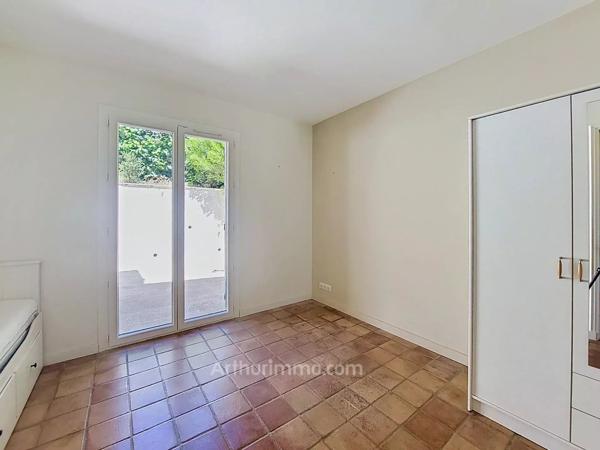 Vente                                                      Maison
                        
                     6 pièces                      171 m2                     à Les Adrets-de-l'Estérel