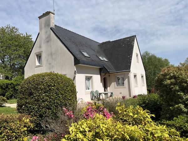 Maison à vendre |  Châteaulin |  8 pièces | 170 m²