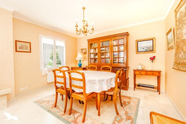 Maison à vendre |  Châteaulin |  8 pièces | 170 m²