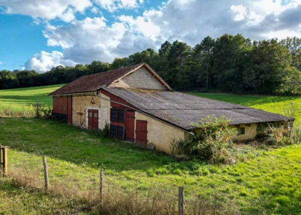 Maison ancienne - Gourdon Secteur Gourdon - Ensemble immobilier sur 8ha avec vue