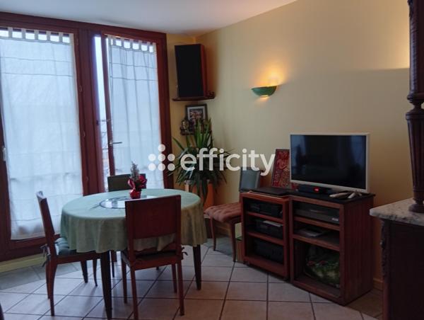 Appartement 3 pièces - 56 m² Exclusivité efficity