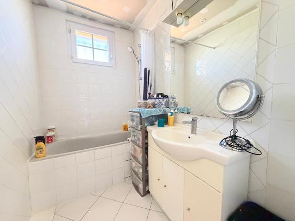 VILLA 87m2, 3Ch, jardin et garage!