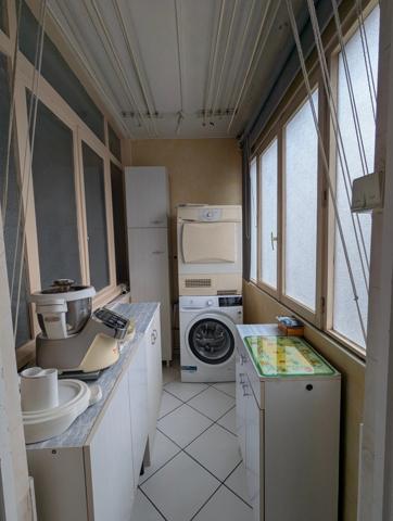 Appartement à vendre 4 pièces ECHIROLLES (38) - 2 Chambres, salon et séjour (possibilité 3éme chambre) - Cave - Garage en sus