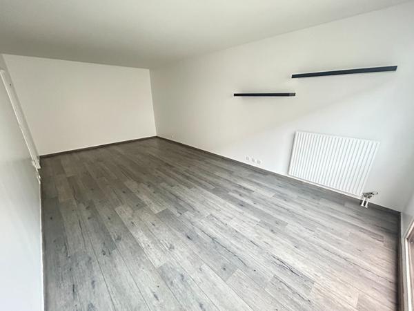 LOCATION DEUX PIECES / 52 m² / PARIS 12ème