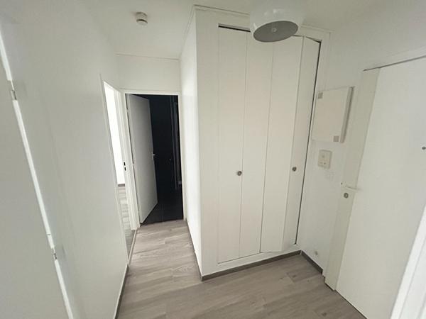 LOCATION DEUX PIECES / 52 m² / PARIS 12ème