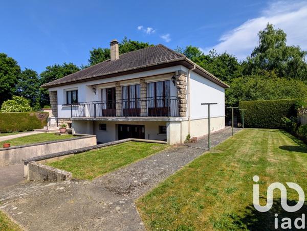 Maison de village 5 pièces de 102 m² à Auneuil (60390)