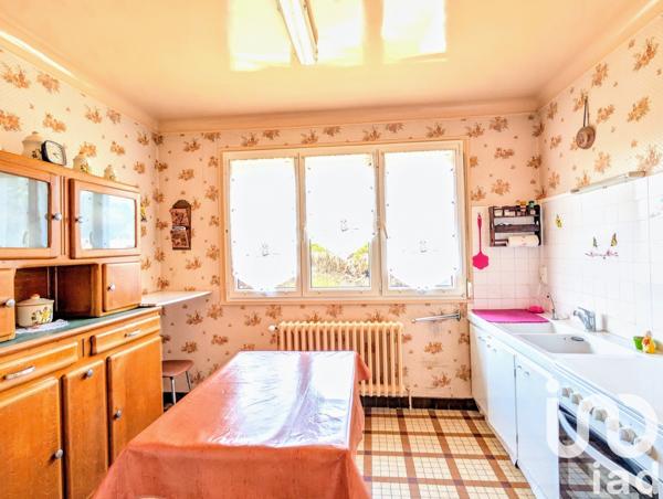 Maison de village 5 pièces de 102 m² à Auneuil (60390)