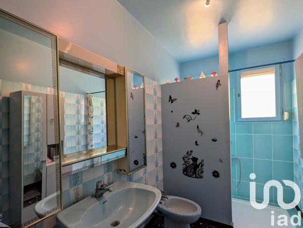 Maison de village 5 pièces de 102 m² à Auneuil (60390)