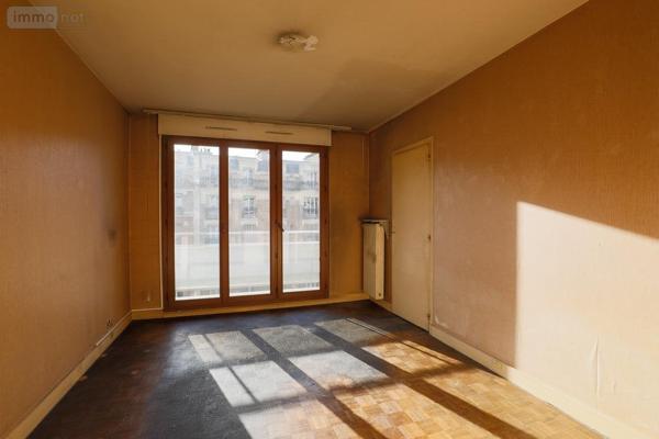 Appartement à rénover à vendre à Paris 15e arrondissement à Paris (75015), ref : 100000