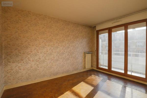 Appartement à rénover à vendre à Paris 15e arrondissement à Paris (75015), ref : 100000