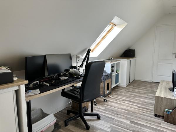 Saint-Leu-d'Esserent (60340) Maison familiale à Saint-Leu-d’Esserent.