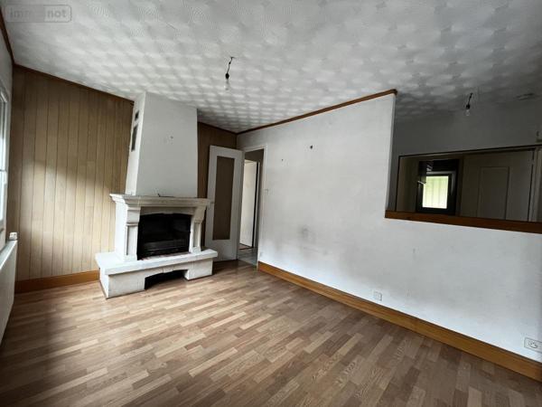 Maison à vendre à Beaumont-le-Roger dans l'Eure (27170), ref : 27049-877