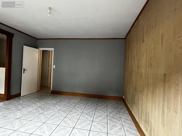 Maison à vendre à Beaumont-le-Roger dans l'Eure (27170), ref : 27049-877