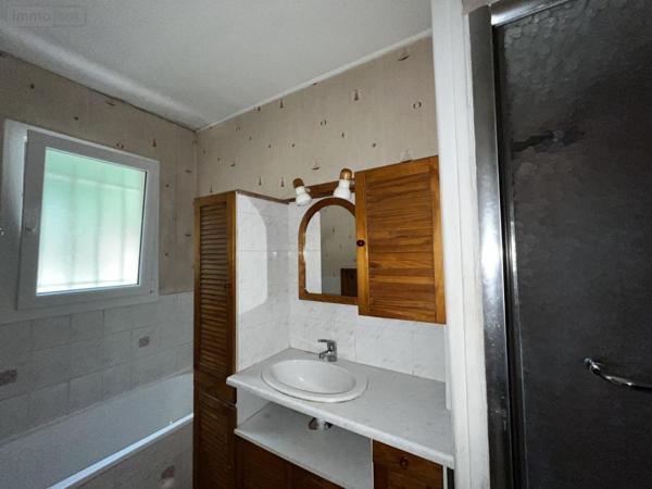 Maison à vendre à Beaumont-le-Roger dans l'Eure (27170), ref : 27049-877