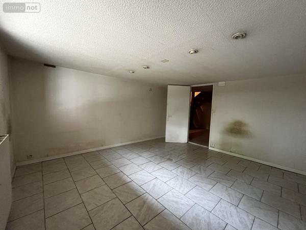 Maison à vendre à Beaumont-le-Roger dans l'Eure (27170), ref : 27049-877