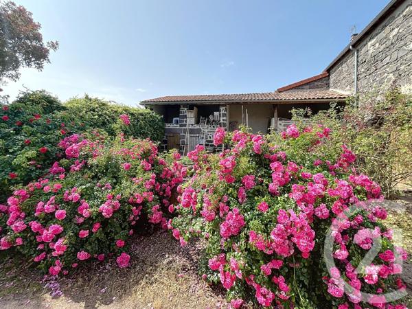 Maison à vendre  5 pièces - 94,84 m2 MENETROL - 63