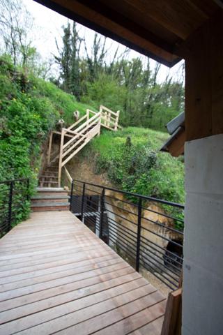 Belle maison en bord de loire avec troglodyte aménagé