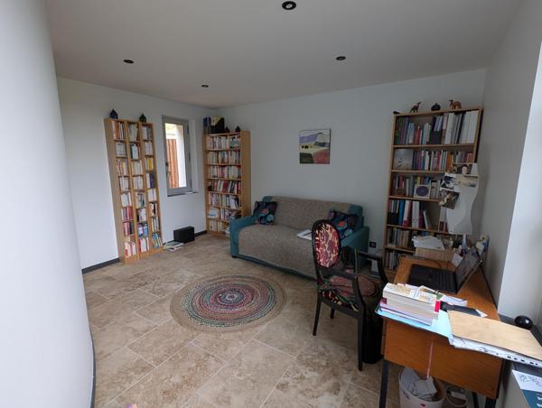 Belle maison en bord de loire avec troglodyte aménagé