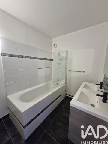 Appartement à vendre 5 pièces 99 m² Cergy