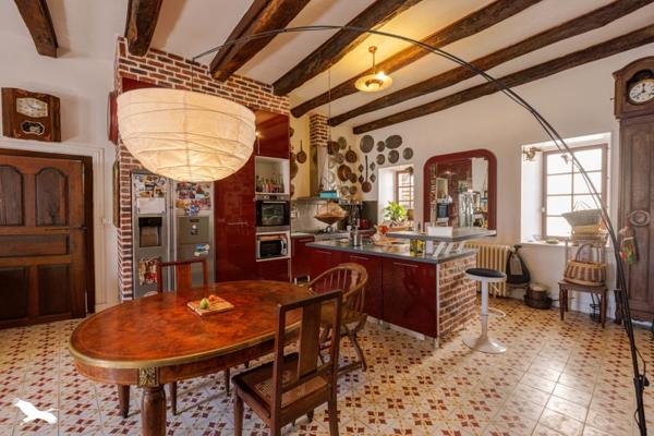Maison à vendre |  Beaulieu-sur-Dordogne |  8 pièces | 360 m²