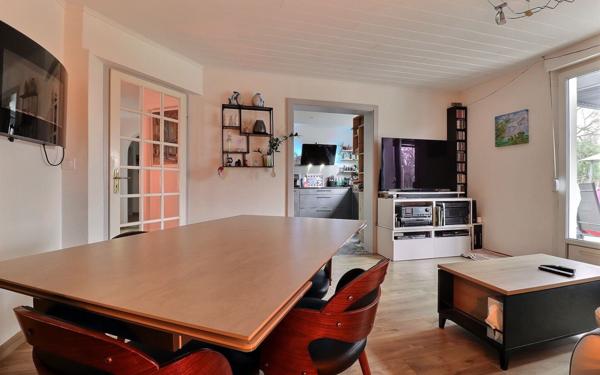 Appartement à vendre    3 pièces • 80 m2 Sand