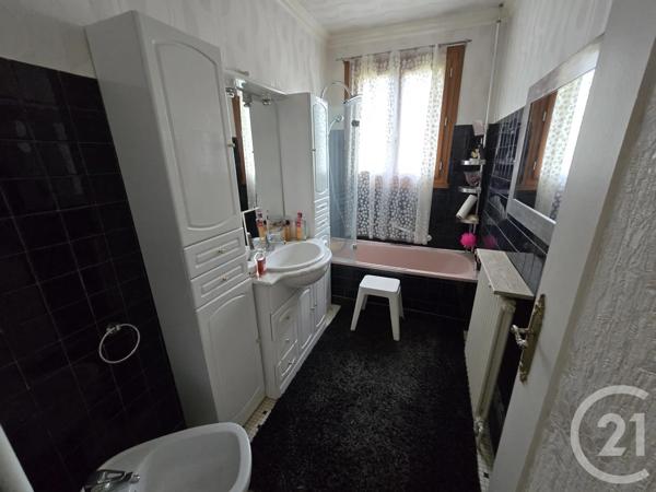 Maison à vendre  6 pièces - 160 m 2   SERAINCOURT  - 95