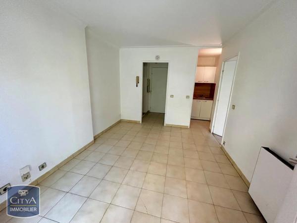 Appartement à louer 2 pièces 28.51m² Le Cannet (06110)