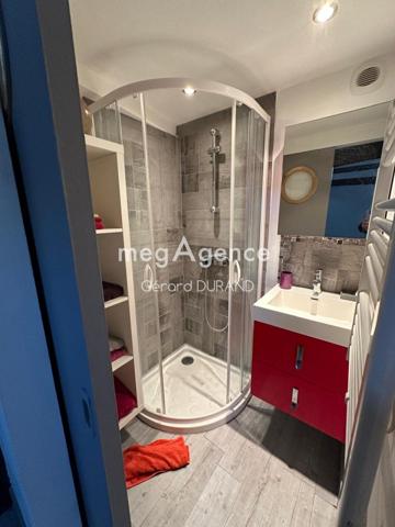 Immeuble à LA ROCHE-POSAY, 86270 - 101m²