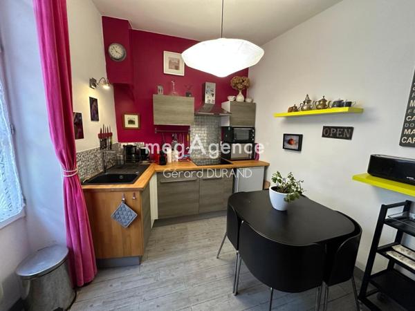 Immeuble à LA ROCHE-POSAY, 86270 - 101m²