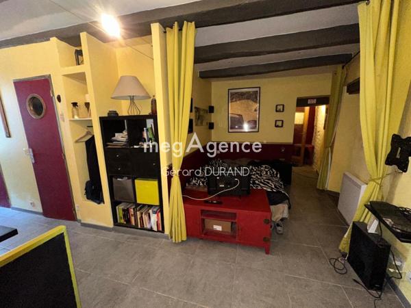 Immeuble à LA ROCHE-POSAY, 86270 - 101m²