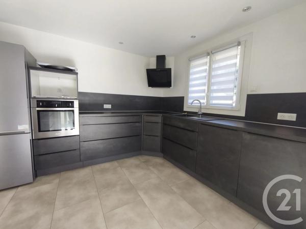 Maison à vendre  8 pièces - 195 m 2   ROSIERES  - 07