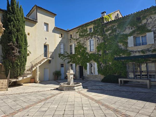 Vedène (84270) Propriété d'exception proche Avignon.